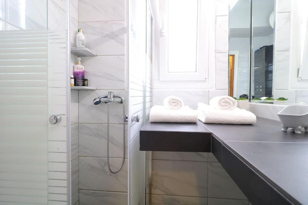 Restful Apartment - Syntagma Square Athens Ngoại thất bức ảnh